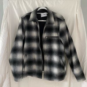 FASHION NOVA LIGHTWEIGHT JACKET - L